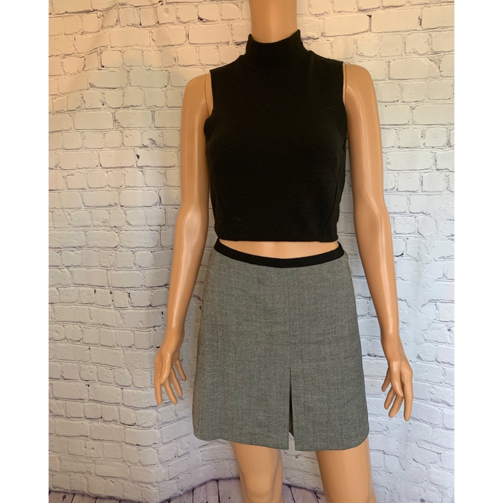 H & M Grey Mini business casual Formal Skirt size 4